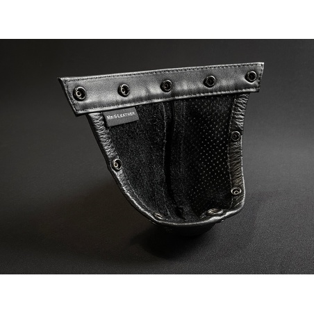 Perforated pouch solid front strip 26221