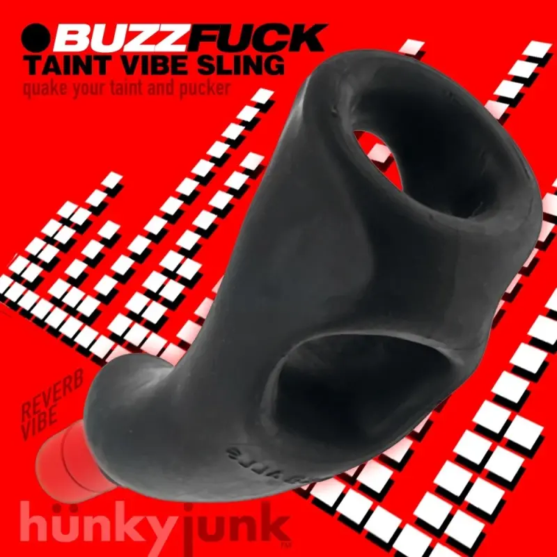 Cockring sling Buzzfuck Hunky Junk, vibrador en perineo | Dark-Ink