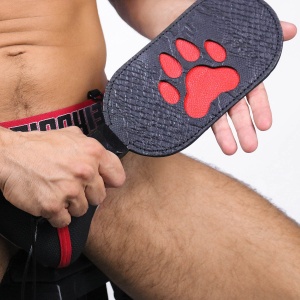 Puppy paw leather paddle rojo 33386