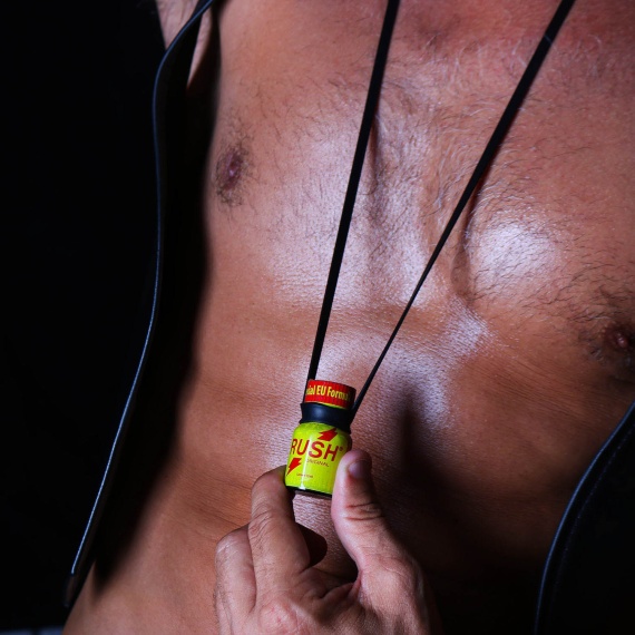 Poppers & Leather Cleaners Dark-Line Porte bouteille Elastique Lanyard Silicone Noir 39565