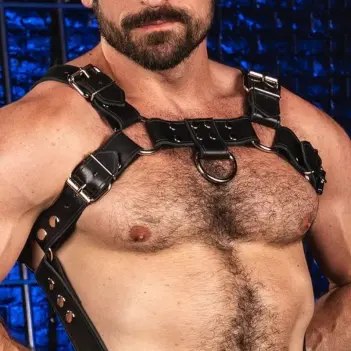 Arnés de cuero Trojan 2.0 Mr S Leather, herrajes negros | Dark-Ink