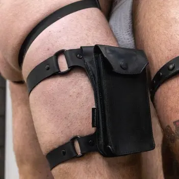 Funda muslo Dark Room Holster Max Mr S Leather, 3 bolsillos | Dark-Ink
