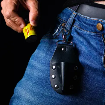 DARKLINE Poppers-Flaschenhalter, Leder mit Nieten | Dark-Ink
