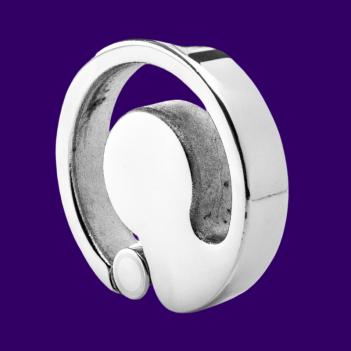 Curved ballstretcher