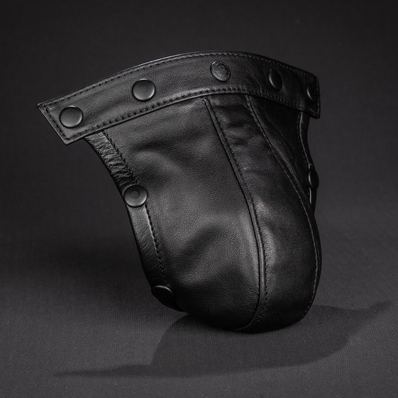 Leather pouch black