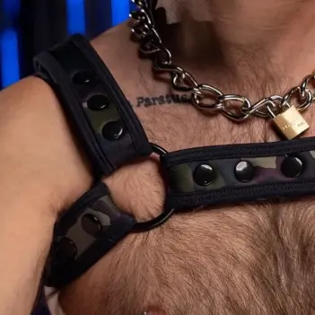 Mr S Leather Neo bold color bulldog harness Camo