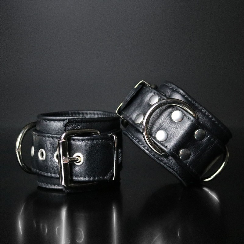 PREMIUM PADDED LEATHER HANDCUFFS