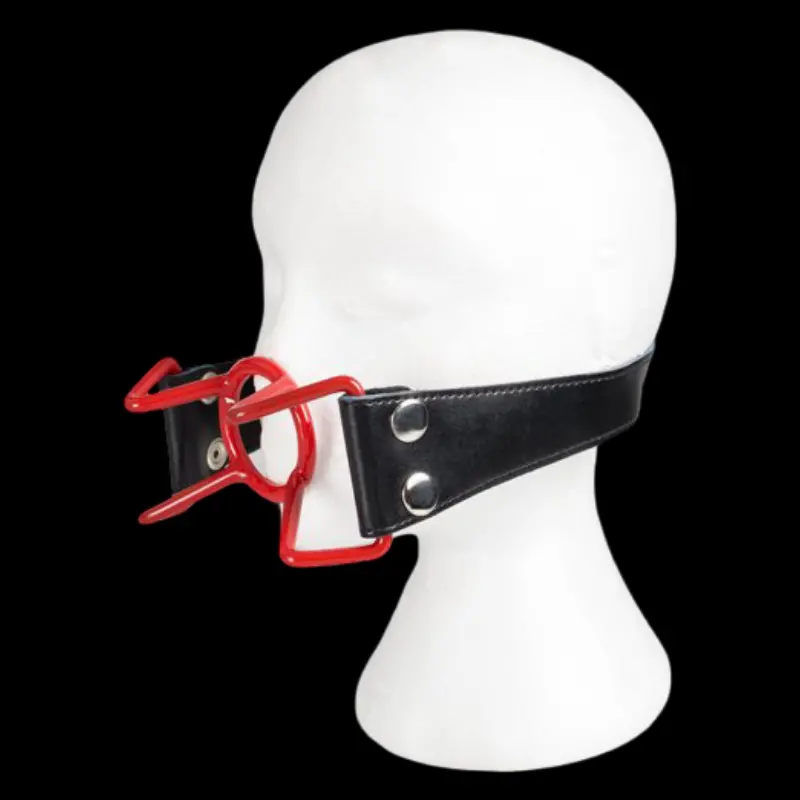 Mordaza araña DARKLINE roja, estructura PVC, correa cuero | Dark-Ink