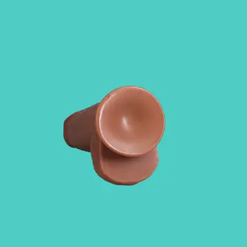 Dildo realista extra ancho con testículos RealRock ventosa | Dark-Ink