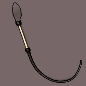 DARKLINE Beast Bullwhip, leather single-tail, steel handle | Dark-Ink