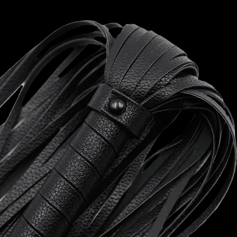 Fouet flogger ALIVE BDSM Fantasy Erotic, cuir 69 cm | Dark-Ink