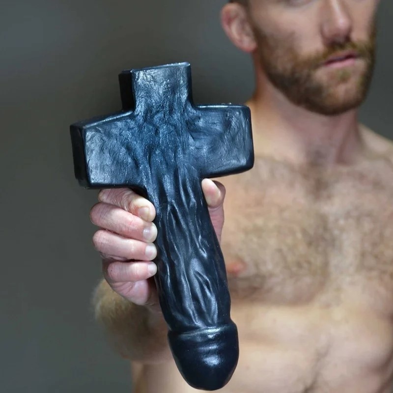 DAMIEN – Dildo cruciforme de silicona Platinum