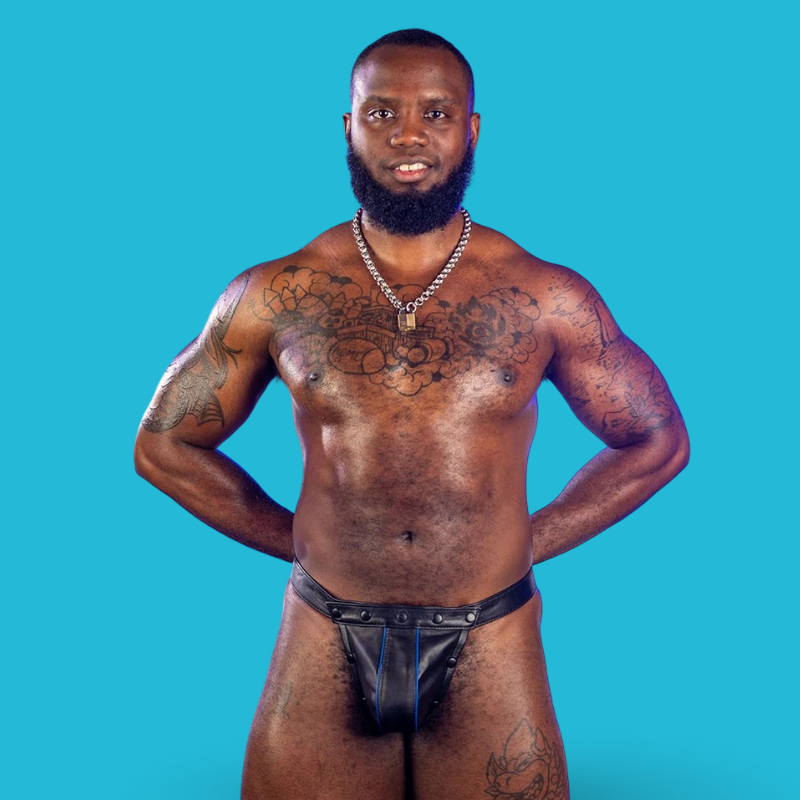 Mr S Leather Hidden Ring Thong – Tanga de cuero con cockring metálico