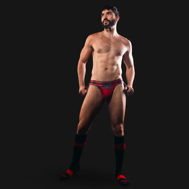 Jockstrap CB13 Dark Pup Rojo, emblemas pup en anillas | Dark-Ink