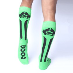 Muzzle up knee high socks