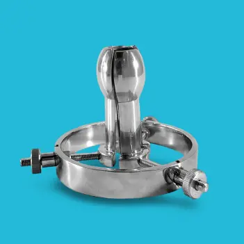 DARKLINE The Hole Anal Stretcher Speculum en acier inoxydable