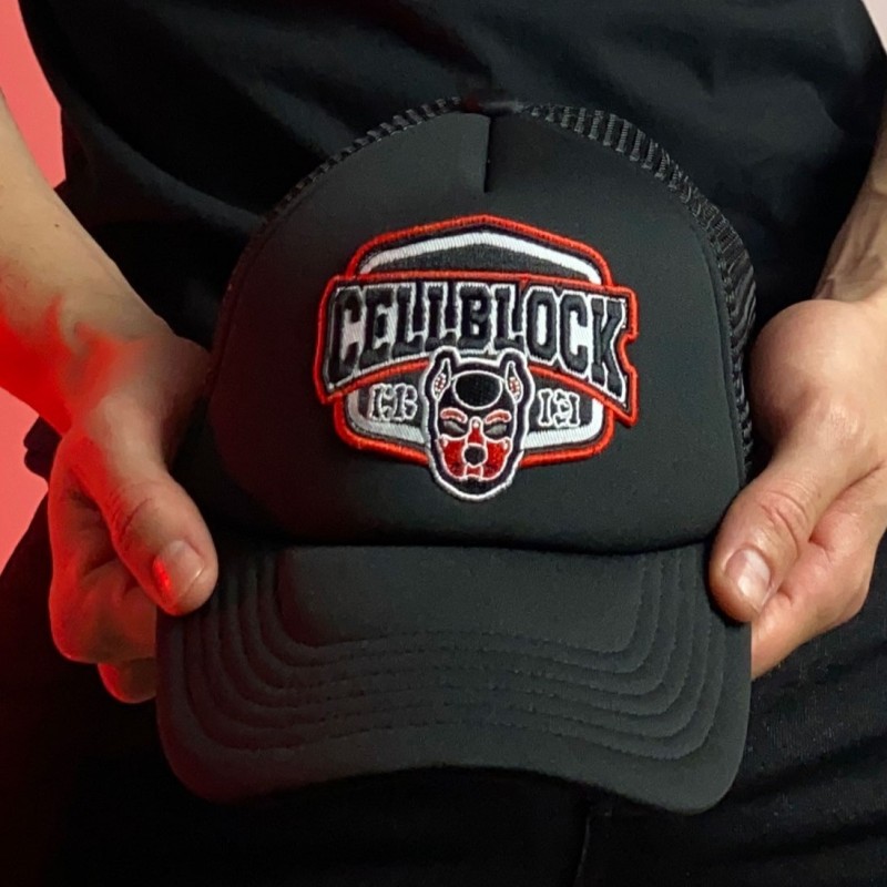 Kennel pup trucker cap