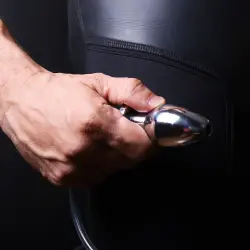 Fire hose plug urethral et anal